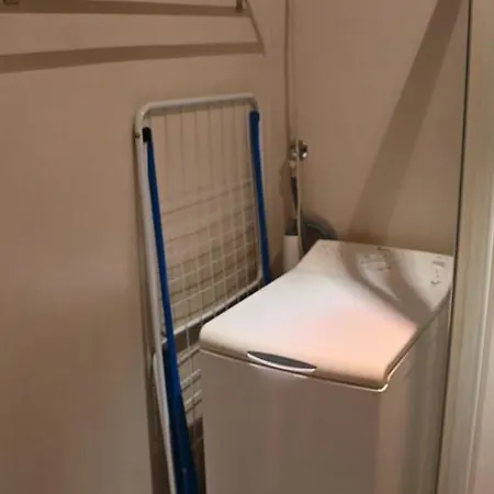 One-room Dorm With Kitchenette, Bath, Bed 140x200 Apartment Stavanger