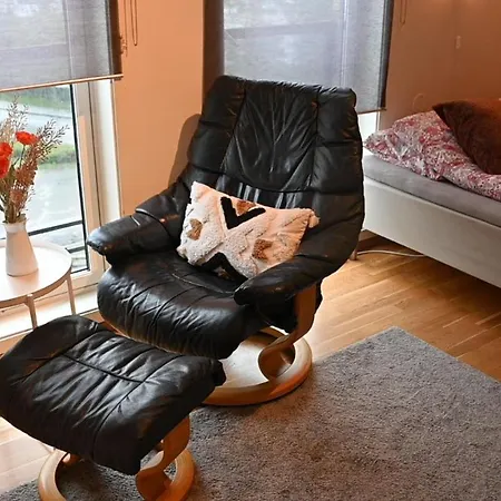 One-room Dorm With Kitchenette, Bath, Bed 140x200 * Stavanger