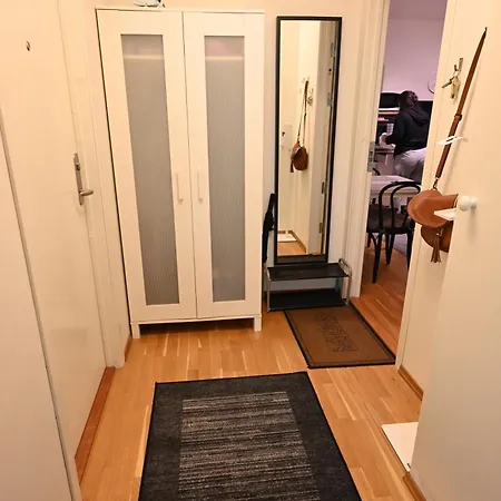 One-room Dorm With Kitchenette, Bath, Bed 140x200 Lejlighed *